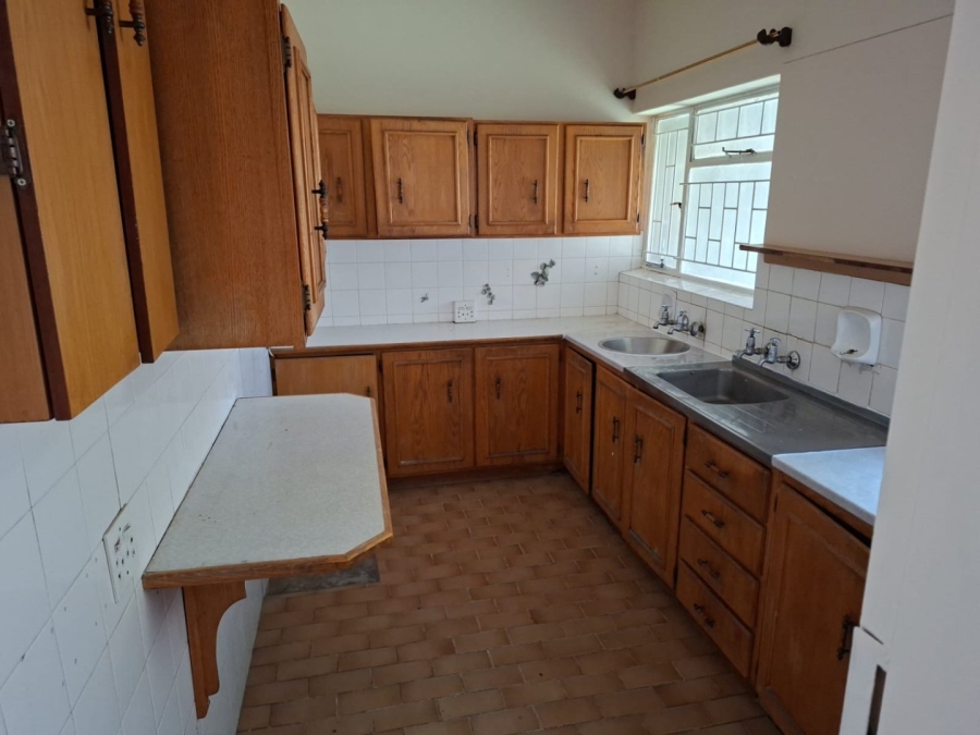 To Let 2 Bedroom Property for Rent in Adamayview North West